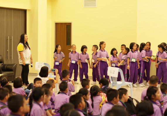 ภาพกิจกรรม คณะวิทยาศาสตร์และเทคโนโลยี จัดค่ายวิทยาศาสตร์โรงเรียนสาธิตฯ