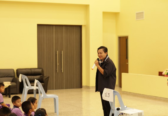 ภาพกิจกรรม คณะวิทยาศาสตร์และเทคโนโลยี จัดค่ายวิทยาศาสตร์โรงเรียนสาธิตฯ