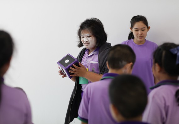 ภาพกิจกรรม คณะวิทยาศาสตร์และเทคโนโลยี จัดค่ายวิทยาศาสตร์โรงเรียนสาธิตฯ