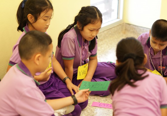 ภาพกิจกรรม คณะวิทยาศาสตร์และเทคโนโลยี จัดค่ายวิทยาศาสตร์โรงเรียนสาธิตฯ