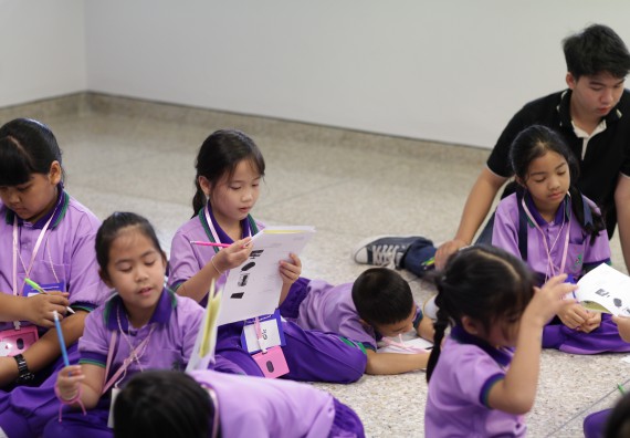 ภาพกิจกรรม คณะวิทยาศาสตร์และเทคโนโลยี จัดค่ายวิทยาศาสตร์โรงเรียนสาธิตฯ