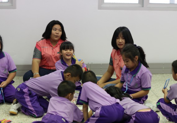 ภาพกิจกรรม คณะวิทยาศาสตร์และเทคโนโลยี จัดค่ายวิทยาศาสตร์โรงเรียนสาธิตฯ