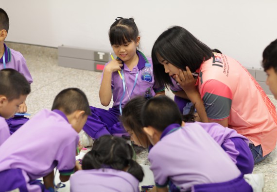 ภาพกิจกรรม คณะวิทยาศาสตร์และเทคโนโลยี จัดค่ายวิทยาศาสตร์โรงเรียนสาธิตฯ