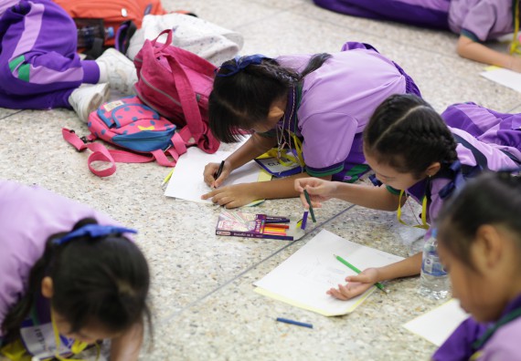 ภาพกิจกรรม คณะวิทยาศาสตร์และเทคโนโลยี จัดค่ายวิทยาศาสตร์โรงเรียนสาธิตฯ