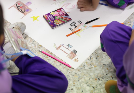 ภาพกิจกรรม คณะวิทยาศาสตร์และเทคโนโลยี จัดค่ายวิทยาศาสตร์โรงเรียนสาธิตฯ