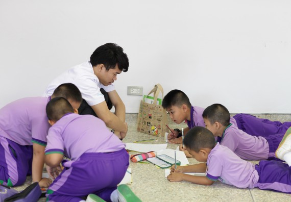 ภาพกิจกรรม คณะวิทยาศาสตร์และเทคโนโลยี จัดค่ายวิทยาศาสตร์โรงเรียนสาธิตฯ