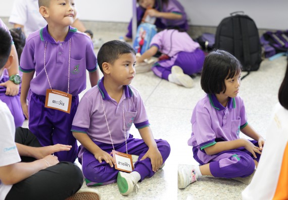 ภาพกิจกรรม คณะวิทยาศาสตร์และเทคโนโลยี จัดค่ายวิทยาศาสตร์โรงเรียนสาธิตฯ