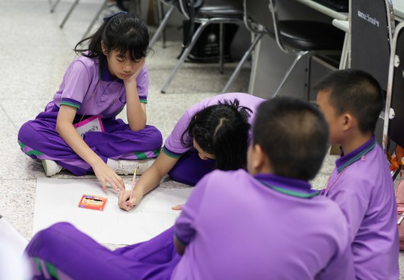 ภาพกิจกรรม คณะวิทยาศาสตร์และเทคโนโลยี จัดค่ายวิทยาศาสตร์โรงเรียนสาธิตฯ