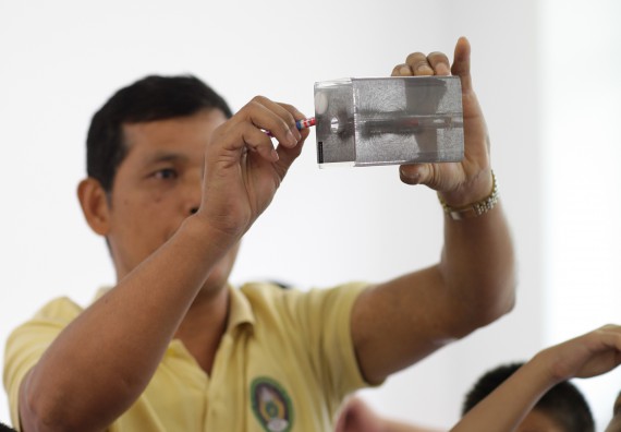 ภาพกิจกรรม คณะวิทยาศาสตร์และเทคโนโลยี จัดค่ายวิทยาศาสตร์โรงเรียนสาธิตฯ