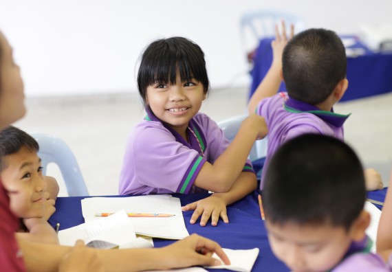 ภาพกิจกรรม คณะวิทยาศาสตร์และเทคโนโลยี จัดค่ายวิทยาศาสตร์โรงเรียนสาธิตฯ