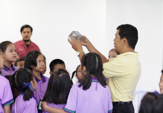 ภาพกิจกรรม คณะวิทยาศาสตร์และเทคโนโลยี จัดค่ายวิทยาศาสตร์โรงเรียนสาธิตฯ