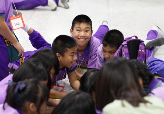ภาพกิจกรรม คณะวิทยาศาสตร์และเทคโนโลยี จัดค่ายวิทยาศาสตร์โรงเรียนสาธิตฯ