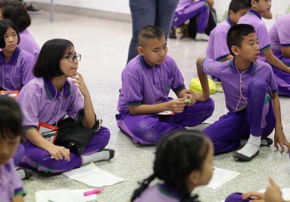 ภาพกิจกรรม คณะวิทยาศาสตร์และเทคโนโลยี จัดค่ายวิทยาศาสตร์โรงเรียนสาธิตฯ