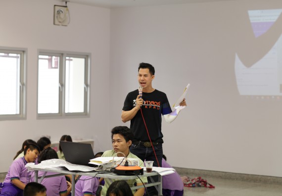 ภาพกิจกรรม คณะวิทยาศาสตร์และเทคโนโลยี จัดค่ายวิทยาศาสตร์โรงเรียนสาธิตฯ