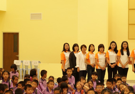 ภาพกิจกรรม คณะวิทยาศาสตร์และเทคโนโลยี จัดค่ายวิทยาศาสตร์โรงเรียนสาธิตฯ