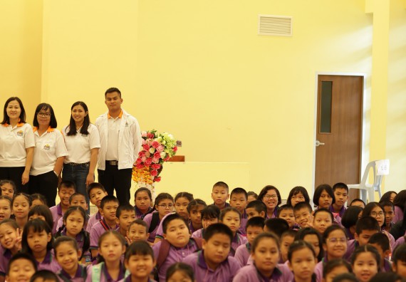 ภาพกิจกรรม คณะวิทยาศาสตร์และเทคโนโลยี จัดค่ายวิทยาศาสตร์โรงเรียนสาธิตฯ