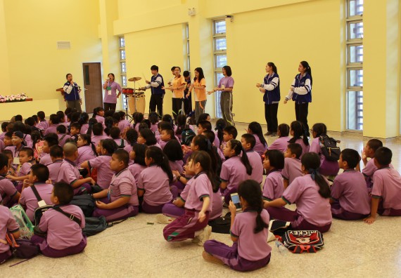 ภาพกิจกรรม คณะวิทยาศาสตร์และเทคโนโลยี จัดค่ายวิทยาศาสตร์โรงเรียนสาธิตฯ