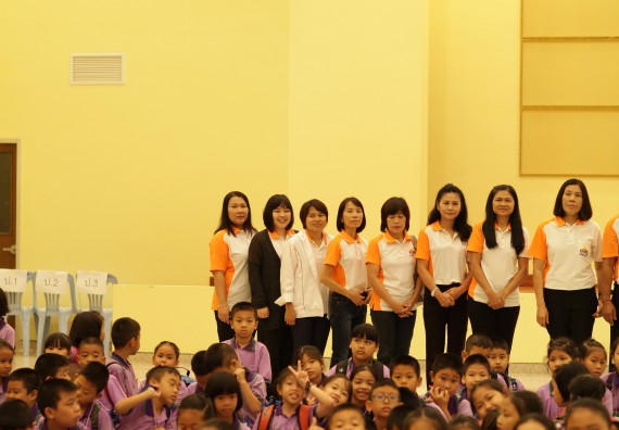 ภาพกิจกรรม คณะวิทยาศาสตร์และเทคโนโลยี จัดค่ายวิทยาศาสตร์โรงเรียนสาธิตฯ