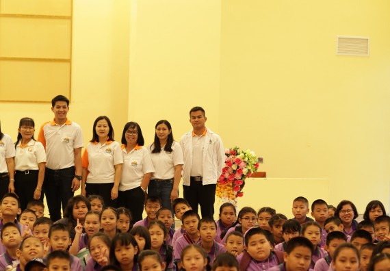 ภาพกิจกรรม คณะวิทยาศาสตร์และเทคโนโลยี จัดค่ายวิทยาศาสตร์โรงเรียนสาธิตฯ