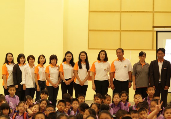 ภาพกิจกรรม คณะวิทยาศาสตร์และเทคโนโลยี จัดค่ายวิทยาศาสตร์โรงเรียนสาธิตฯ