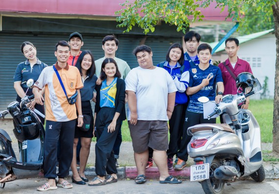 ภาพกิจกรรม สโมสรนักศึกษา เข้าร่วมงานราชภัฏลอยกระทงวิถีไทย ห่มสไบไร้โฟม