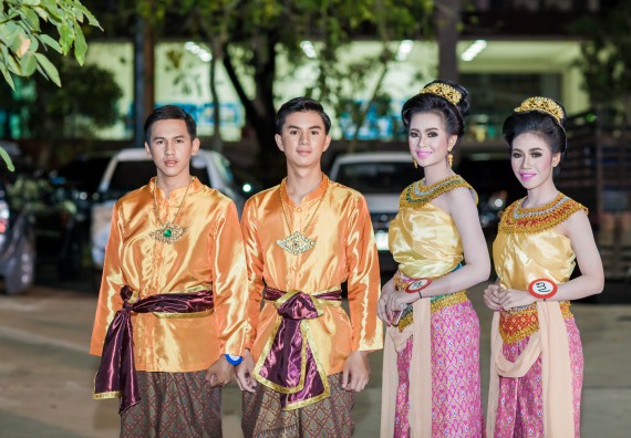 ภาพกิจกรรม สโมสรนักศึกษา เข้าร่วมงานราชภัฏลอยกระทงวิถีไทย ห่มสไบไร้โฟม