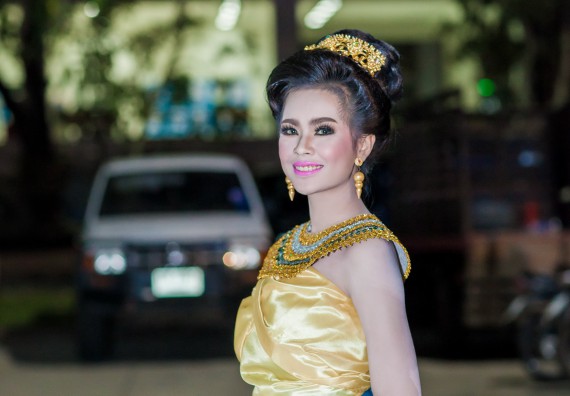 ภาพกิจกรรม สโมสรนักศึกษา เข้าร่วมงานราชภัฏลอยกระทงวิถีไทย ห่มสไบไร้โฟม