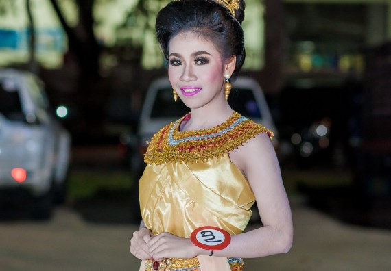 ภาพกิจกรรม สโมสรนักศึกษา เข้าร่วมงานราชภัฏลอยกระทงวิถีไทย ห่มสไบไร้โฟม