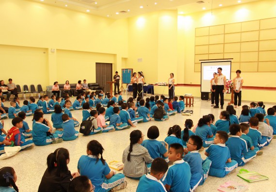 ภาพกิจกรรม คณะวิทยาศาสตร์และเทคโนโลยี จัดกิจกรรมโครงการฝึกทักษะการเรียนรู้ค่ายวิทยาศาสตร์