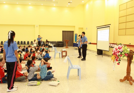 ภาพกิจกรรม คณะวิทยาศาสตร์และเทคโนโลยี จัดกิจกรรมโครงการฝึกทักษะการเรียนรู้ค่ายวิทยาศาสตร์