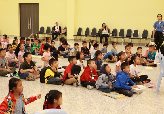 ภาพกิจกรรม คณะวิทยาศาสตร์และเทคโนโลยี จัดกิจกรรมโครงการฝึกทักษะการเรียนรู้ค่ายวิทยาศาสตร์