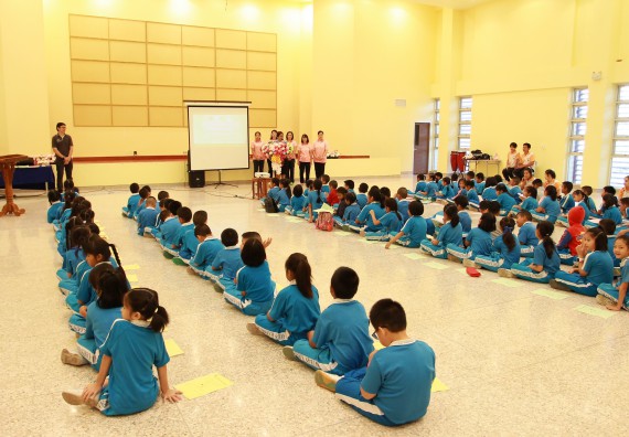 ภาพกิจกรรม คณะวิทยาศาสตร์และเทคโนโลยี จัดกิจกรรมโครงการฝึกทักษะการเรียนรู้ค่ายวิทยาศาสตร์