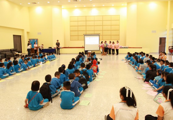 ภาพกิจกรรม คณะวิทยาศาสตร์และเทคโนโลยี จัดกิจกรรมโครงการฝึกทักษะการเรียนรู้ค่ายวิทยาศาสตร์