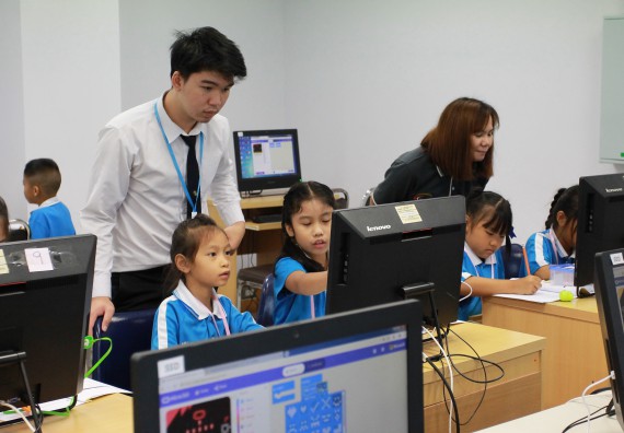 ภาพกิจกรรม คณะวิทยาศาสตร์และเทคโนโลยี จัดกิจกรรมโครงการฝึกทักษะการเรียนรู้ค่ายวิทยาศาสตร์