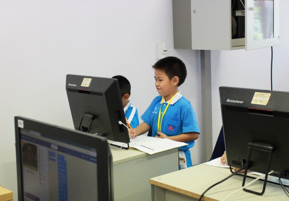 ภาพกิจกรรม คณะวิทยาศาสตร์และเทคโนโลยี จัดกิจกรรมโครงการฝึกทักษะการเรียนรู้ค่ายวิทยาศาสตร์