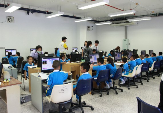 ภาพกิจกรรม คณะวิทยาศาสตร์และเทคโนโลยี จัดกิจกรรมโครงการฝึกทักษะการเรียนรู้ค่ายวิทยาศาสตร์