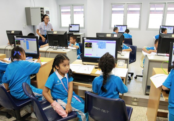 ภาพกิจกรรม คณะวิทยาศาสตร์และเทคโนโลยี จัดกิจกรรมโครงการฝึกทักษะการเรียนรู้ค่ายวิทยาศาสตร์