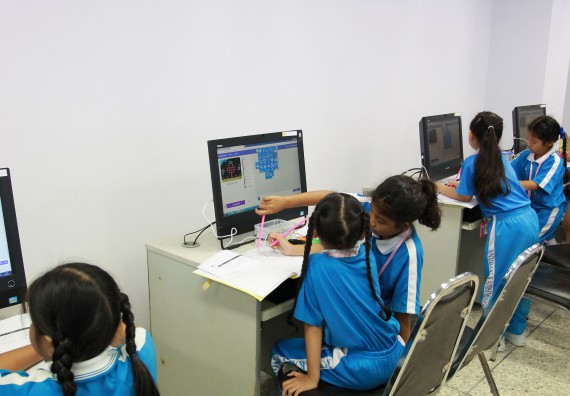 ภาพกิจกรรม คณะวิทยาศาสตร์และเทคโนโลยี จัดกิจกรรมโครงการฝึกทักษะการเรียนรู้ค่ายวิทยาศาสตร์