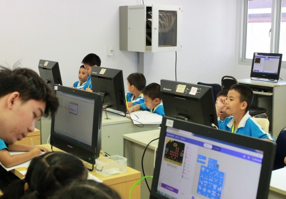 ภาพกิจกรรม คณะวิทยาศาสตร์และเทคโนโลยี จัดกิจกรรมโครงการฝึกทักษะการเรียนรู้ค่ายวิทยาศาสตร์