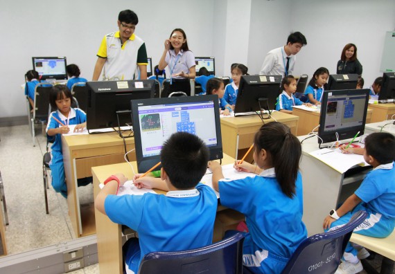 ภาพกิจกรรม คณะวิทยาศาสตร์และเทคโนโลยี จัดกิจกรรมโครงการฝึกทักษะการเรียนรู้ค่ายวิทยาศาสตร์