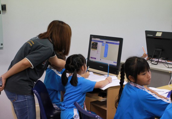 ภาพกิจกรรม คณะวิทยาศาสตร์และเทคโนโลยี จัดกิจกรรมโครงการฝึกทักษะการเรียนรู้ค่ายวิทยาศาสตร์