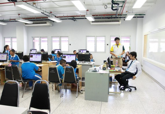 ภาพกิจกรรม คณะวิทยาศาสตร์และเทคโนโลยี จัดกิจกรรมโครงการฝึกทักษะการเรียนรู้ค่ายวิทยาศาสตร์