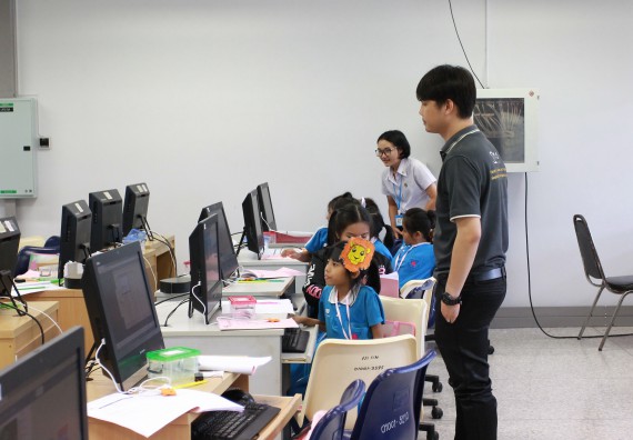 ภาพกิจกรรม คณะวิทยาศาสตร์และเทคโนโลยี จัดกิจกรรมโครงการฝึกทักษะการเรียนรู้ค่ายวิทยาศาสตร์