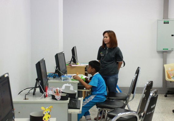 ภาพกิจกรรม คณะวิทยาศาสตร์และเทคโนโลยี จัดกิจกรรมโครงการฝึกทักษะการเรียนรู้ค่ายวิทยาศาสตร์