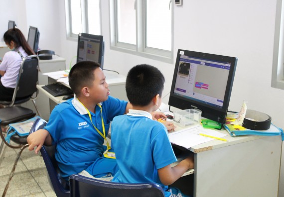 ภาพกิจกรรม คณะวิทยาศาสตร์และเทคโนโลยี จัดกิจกรรมโครงการฝึกทักษะการเรียนรู้ค่ายวิทยาศาสตร์