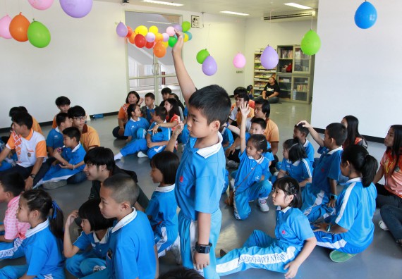 ภาพกิจกรรม คณะวิทยาศาสตร์และเทคโนโลยี จัดกิจกรรมโครงการฝึกทักษะการเรียนรู้ค่ายวิทยาศาสตร์