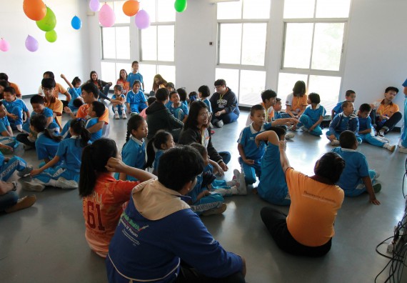 ภาพกิจกรรม คณะวิทยาศาสตร์และเทคโนโลยี จัดกิจกรรมโครงการฝึกทักษะการเรียนรู้ค่ายวิทยาศาสตร์