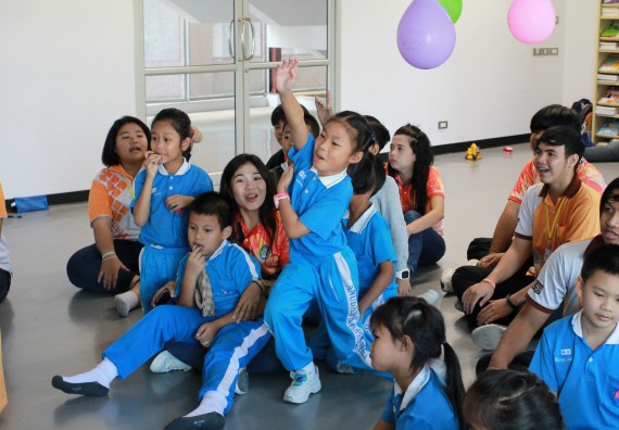 ภาพกิจกรรม คณะวิทยาศาสตร์และเทคโนโลยี จัดกิจกรรมโครงการฝึกทักษะการเรียนรู้ค่ายวิทยาศาสตร์