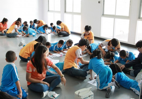 ภาพกิจกรรม คณะวิทยาศาสตร์และเทคโนโลยี จัดกิจกรรมโครงการฝึกทักษะการเรียนรู้ค่ายวิทยาศาสตร์