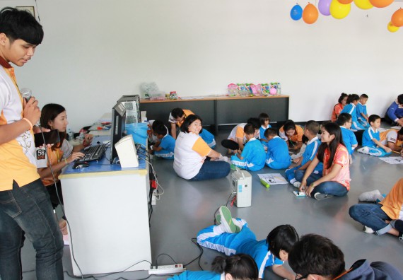 ภาพกิจกรรม คณะวิทยาศาสตร์และเทคโนโลยี จัดกิจกรรมโครงการฝึกทักษะการเรียนรู้ค่ายวิทยาศาสตร์